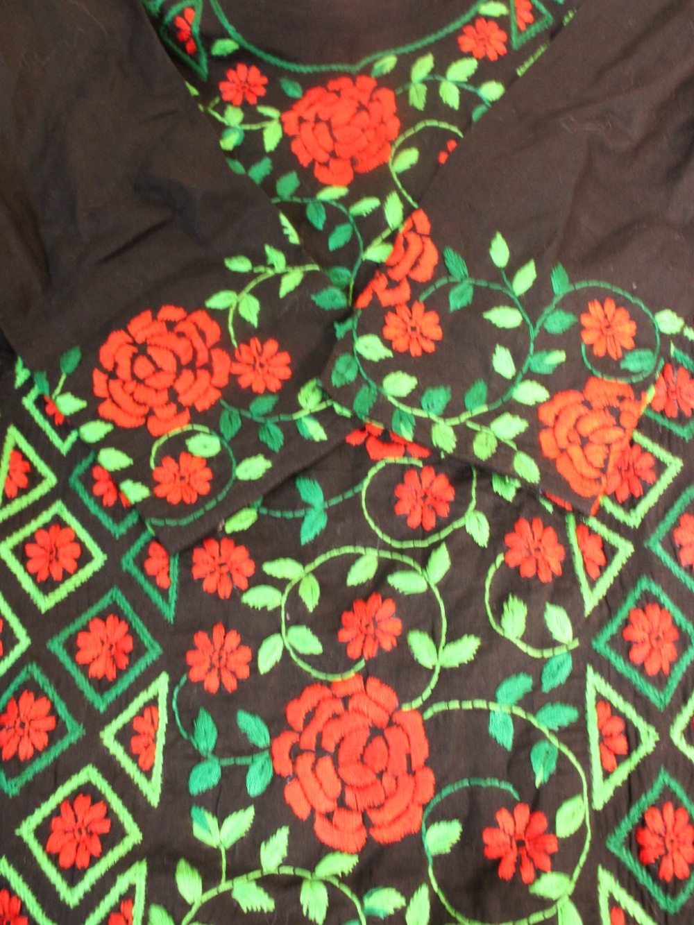 Rare Handmade Kantha Embroidered Bangladesh Cotton Dress - Picture 6 of 16